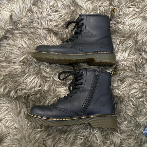 Boys Dr.Marten 1460 8-eye boots size 3 - Picture 4 of 7